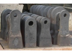 平頂山破碎機(jī)錘頭使用廠家來我廠考察建立長久合作關(guān)系_中國易發(fā)網(wǎng)